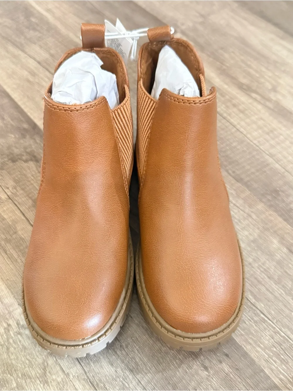 Old navy chunky Chelsea Boots